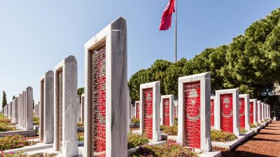 Çanakkale Savaşı’nın izlerini taşıyan Gelibolu Yarımadası, tarihi zenginliği, şehitlikleri ve