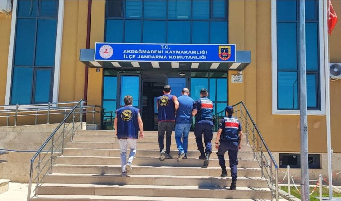 Yozgat’ın Akdağmadeni ilçesinde yürütülen operasyonla, “Devletin gizli kalması gereken bilgilerini