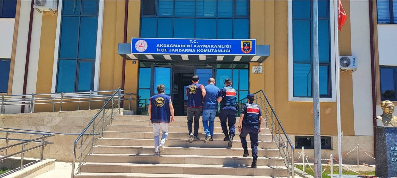 Yozgat’ın Akdağmadeni ilçesinde yürütülen operasyonla, “Devletin gizli kalması gereken bilgilerini