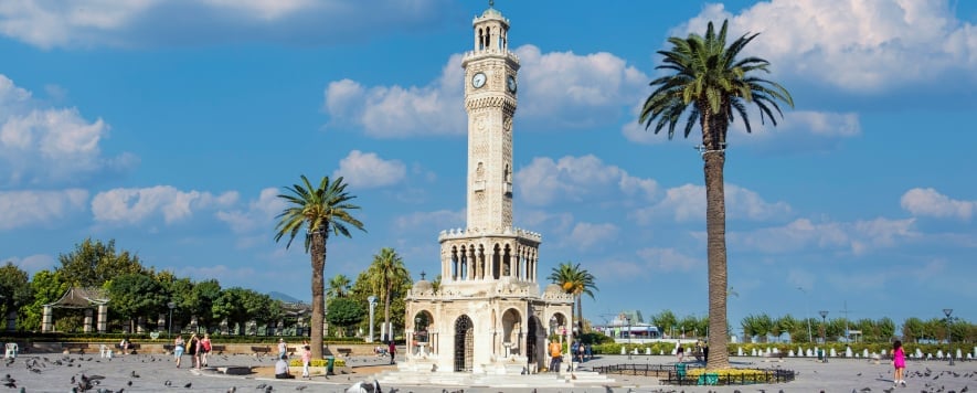 Ege’nin incisi İzmir, tarihi dokusu, doğal güzellikleri ve kendine has