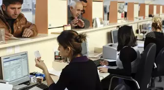 Anayasa Mahkemesi (AYM), Devlet Memurları Kanunu'nun 'aday memurların görevine son