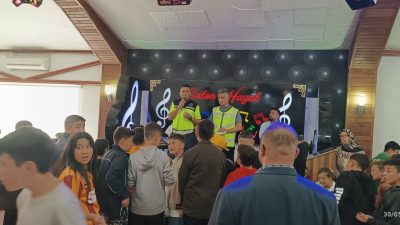 Boğazlıyan’da Motofest kapsamında düzenlenen trafik eğitimi seminerinde çocuklara güvenli sürüş