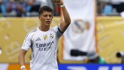 FIFA Dünya Kulüpler Kupası'nda forma giyen milli futbolcularımız Kenan Yıldız