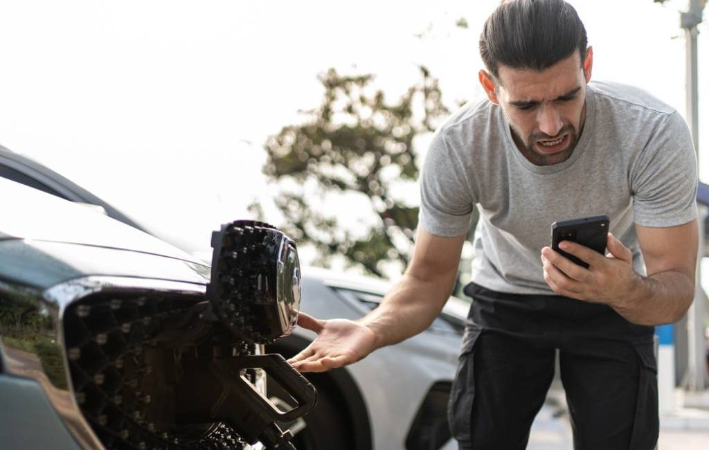 Alfa Romeo 145: İtalyan Ateşi ve Genç Ruhun Otomobili Alfa