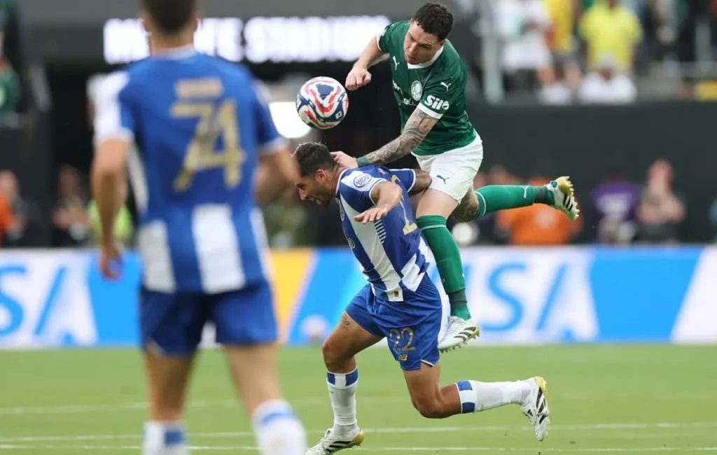 Palmeiras, Kulüpler Dünya Kupası’ndaki ilk maçında galibiyeti kaçırsa da, taraftarıyla