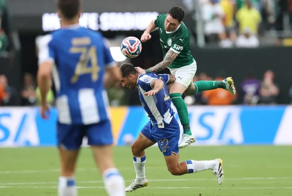 Palmeiras, Kulüpler Dünya Kupası’ndaki ilk maçında galibiyeti kaçırsa da, taraftarıyla