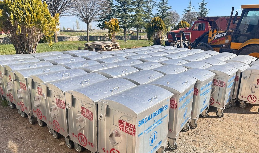 Sırçalı’da 120 litrelik plastik çöp konteynerleri, dayanıklı sac galvanizli 250