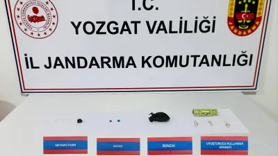 Yozgat’ta jandarma ekiplerinin düzenlediği operasyonda, uyuşturucu madde taşıdığı tespit edilen