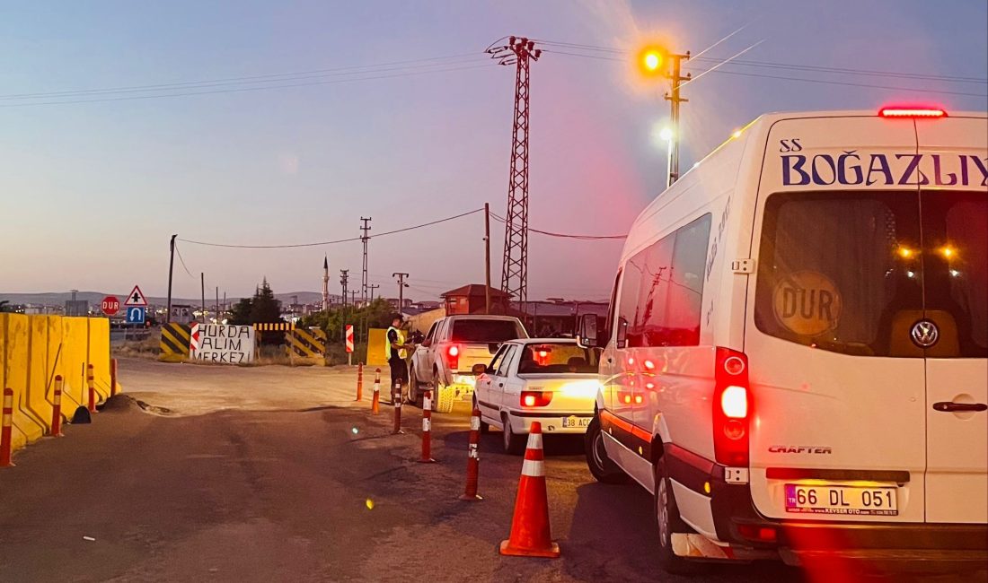 Yozgat İl Jandarma Komutanlığı ekipleri, 14 ilçede eş zamanlı olarak