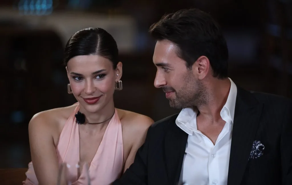 Çift Kişilik Oda dizisi için final kararı alındı Başrollerini Ulaş