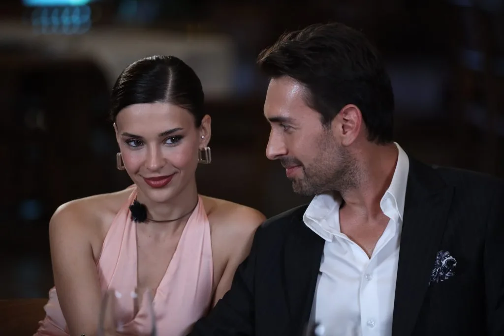 Çift Kişilik Oda dizisi için final kararı alındı Başrollerini Ulaş