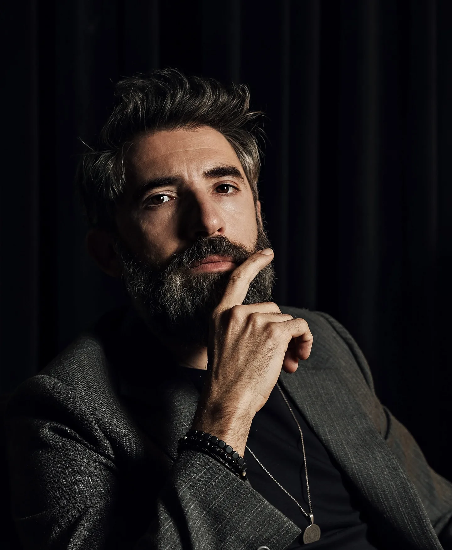 Mert Turak, Demet Evgar’lı fenomen dizi “Bahar”ın yeni sezonunda yer