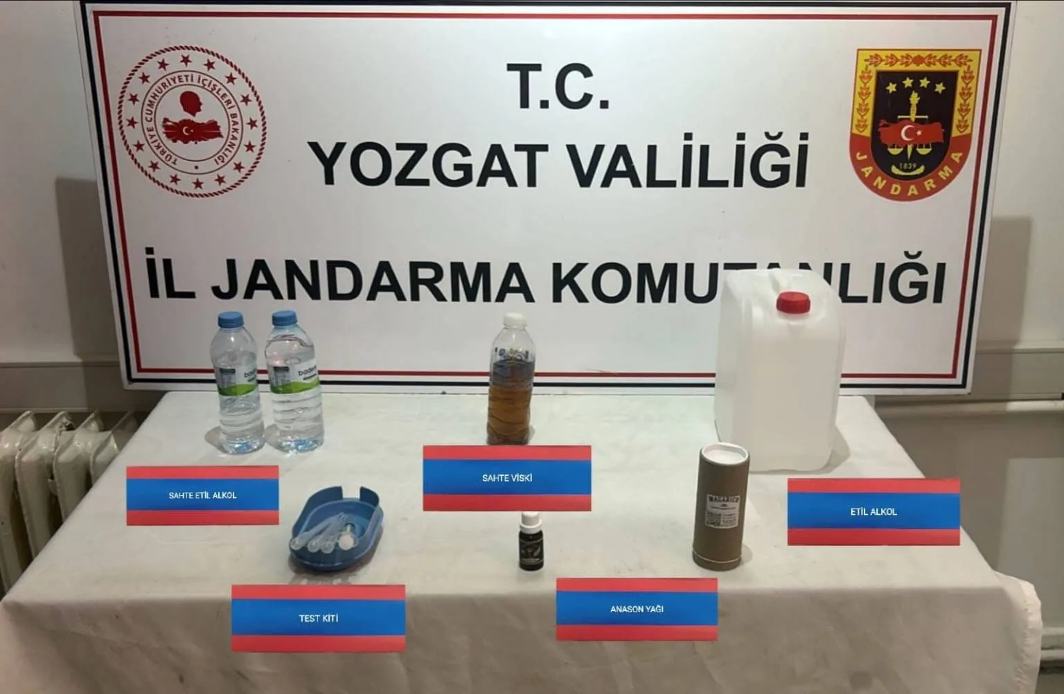 Yozgat'ın Şefaatli ilçesinde sahte alkol üreten bir şahsın evine düzenlenen