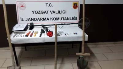 Boğazlıyan Yenipazar’da jandarma ekipleri, kaçak kazı yapan 2 kişiyi suçüstü