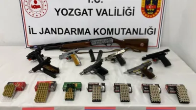 Yozgat’ın Akdağmadeni ilçesinde bir köyde düzenlenen operasyonda, toprağa gömülü halde