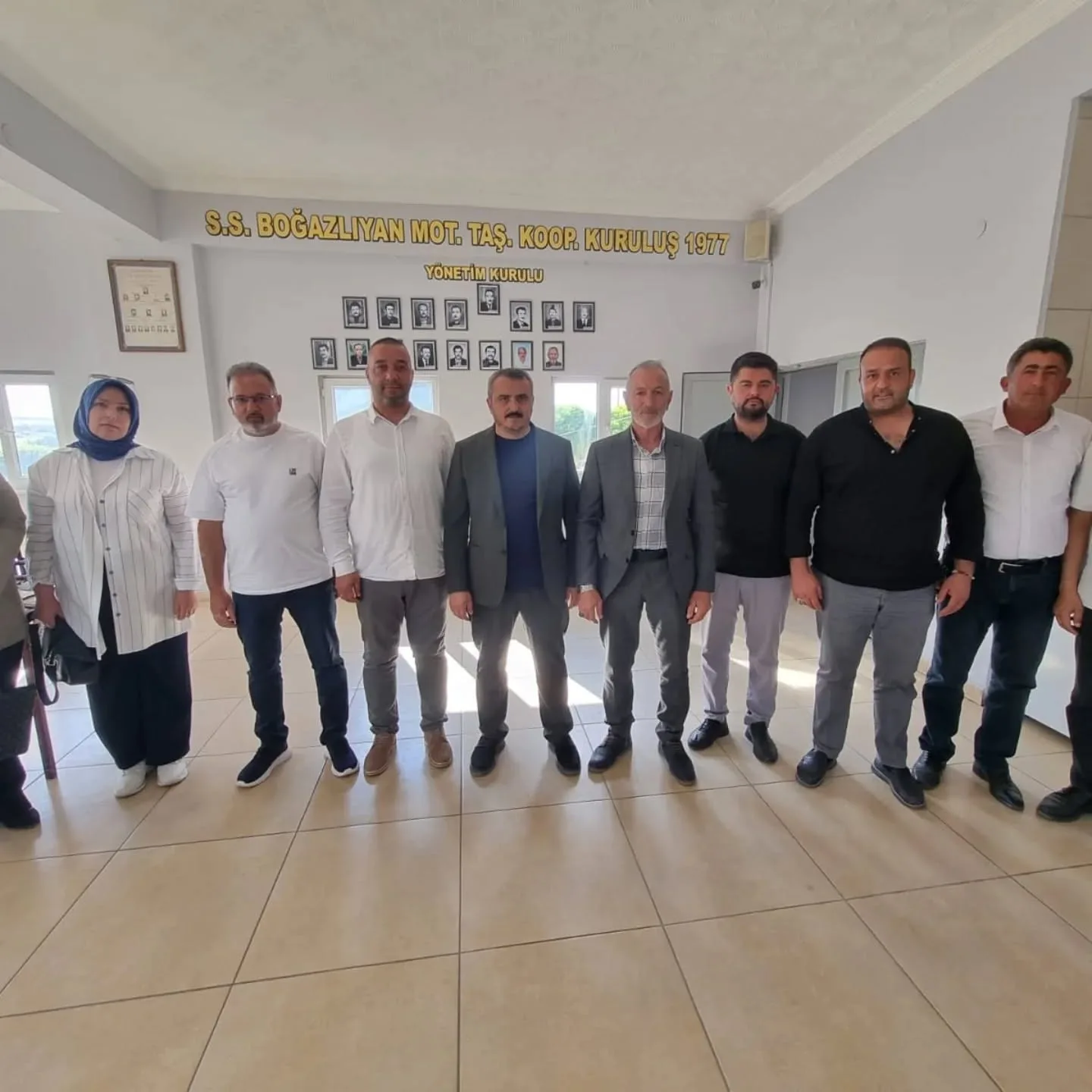 Boğazlıyan AK Parti İlçe Başkanı Hacı Yıldırım ve yönetimi, kamu