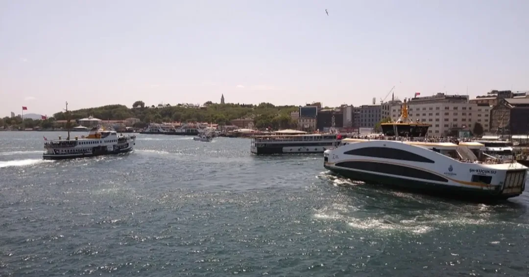 İstanbul'da güncel hava durumu 9°C olarak ölçülüyor. 