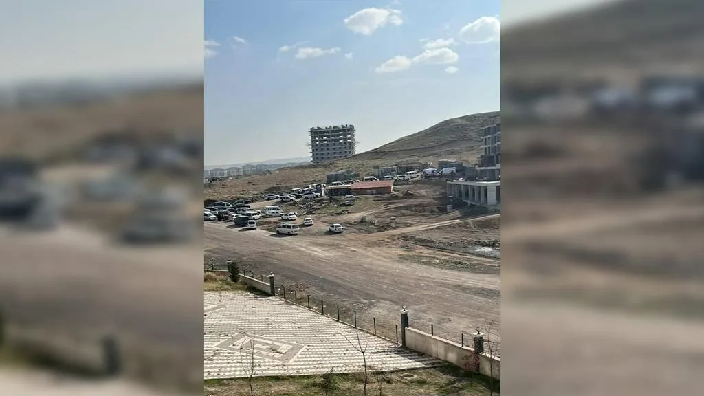 İnşaat halindeki apartmanın 4.  katından düşen 42 yaşındaki işçi