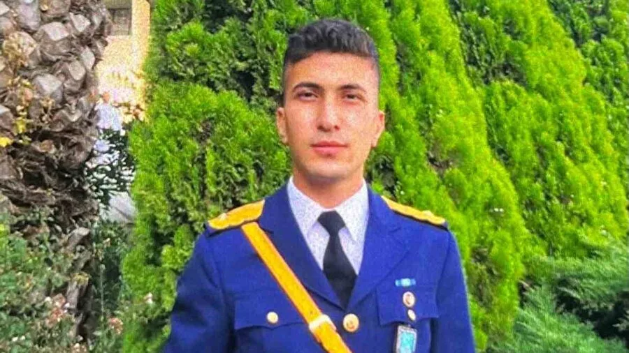 Azerbaycan'dan Türkiye'ye dönerken Gürcistan'da kargo uçağının düşmesi sonucu şehit olan