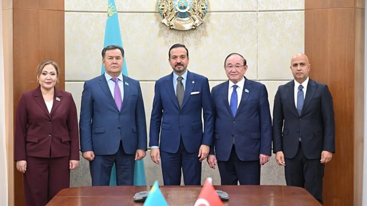 Prof. Dr. Kürşat Zorlu, Kazakistan Senatosu’ndaki görüşmelerde Türkiye ile Kazakistan
