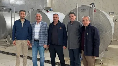 Boğazlıyan Belediye Başkanı Gökhan Coşar, Hatay Asi Künefeleri sahipleriyle birlikte