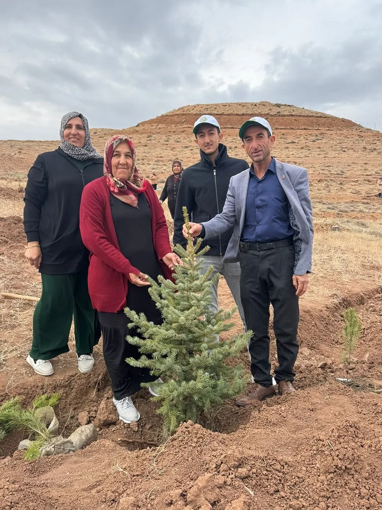 Boğazlıyan Kaymakamlığı öncülüğünde, 11 Kasım Milli Ağaçlandırma Günü kapsamında, Çalapverdi
