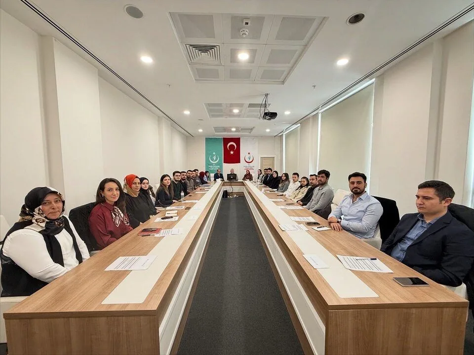 İl Sağlık Müdürlüğü, tütün bağımlılığıyla mücadele amacıyla sağlık profesyonellerine kapsamlı