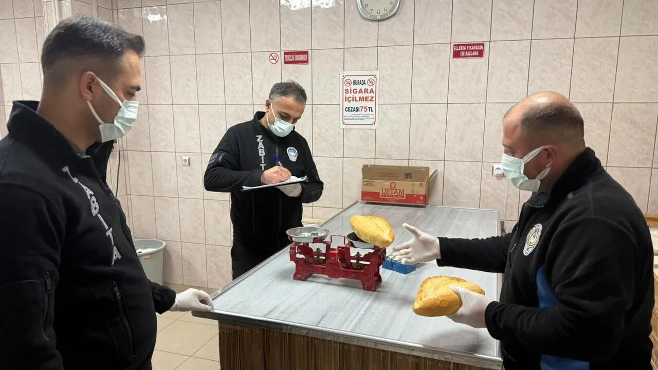 Sorgun Belediyesi, ilçe genelindeki fırınlarda yaptığı titiz denetimlerle vatandaşların sağlıklı