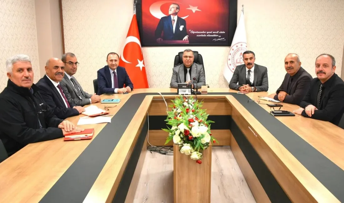 Yozgat İl Millî Eğitim Müdürü İsmail Altınkaynak başkanlığında, İl Milli