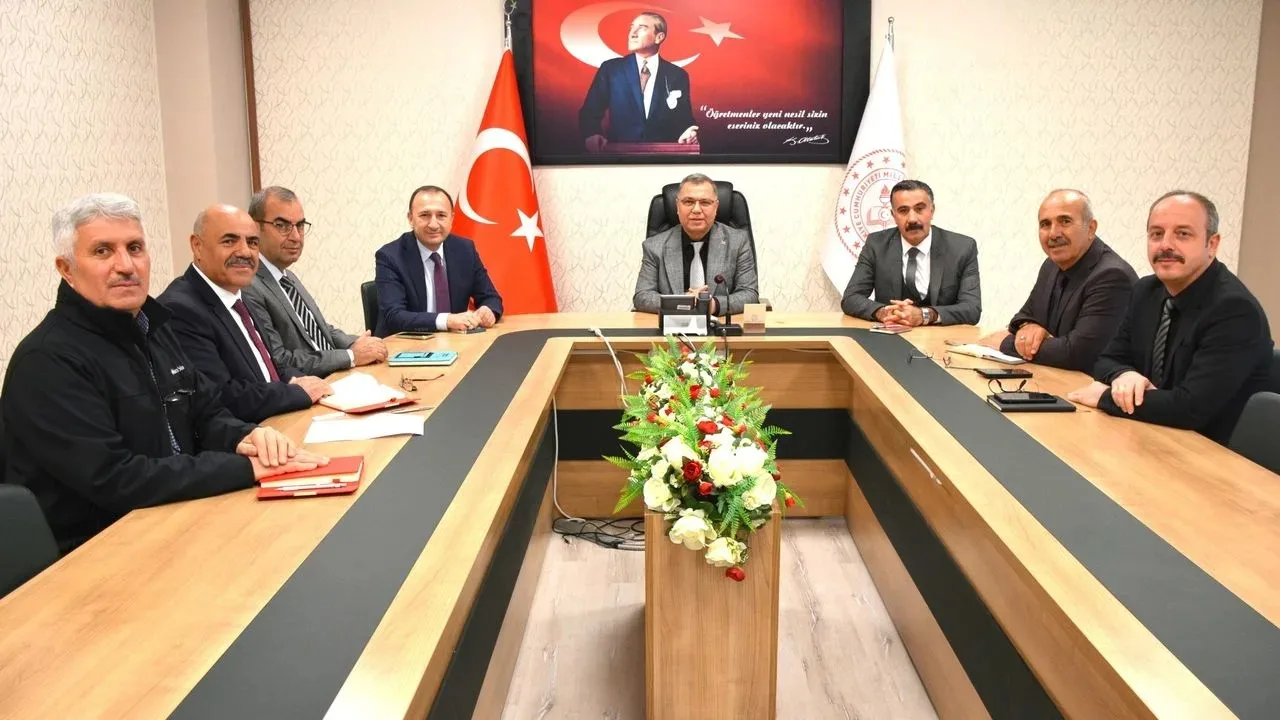 Yozgat İl Millî Eğitim Müdürü İsmail Altınkaynak başkanlığında, İl Milli