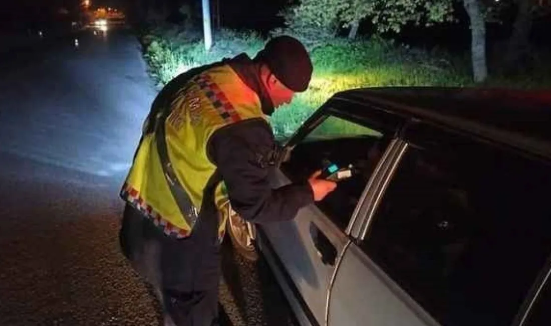 Akdağmadeni İlçe Jandarma Komutanlığı, rutin trafik denetimleri sırasında 0,67 promil