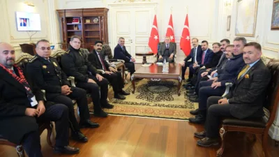  Gençlik ve Spor Bakanı Osman Aşkın Bak, Yozgat’ta spor altyapısını