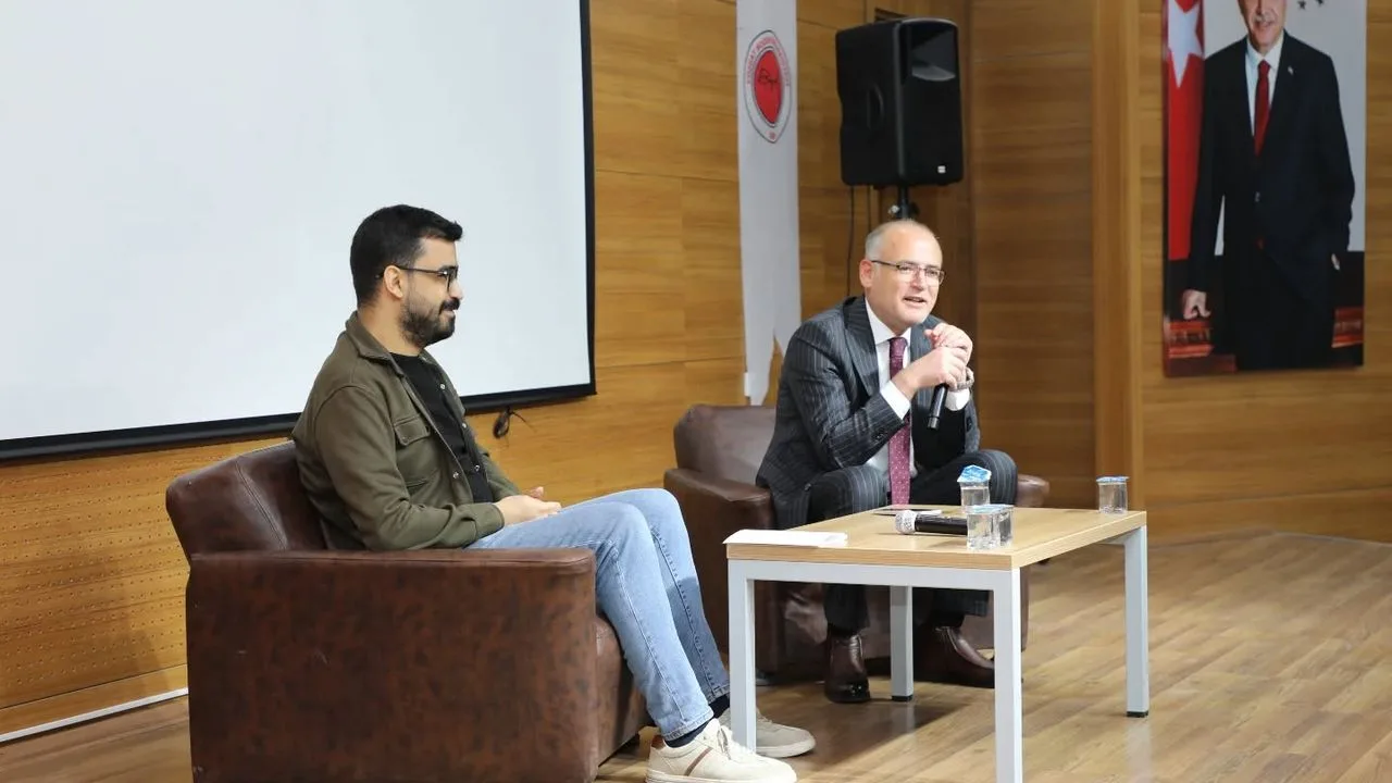 Yozgat'ın Çekerek ilçesinde Fuat Oktay Sağlık Hizmetleri Meslek Yüksekokulu öğrencileriyle