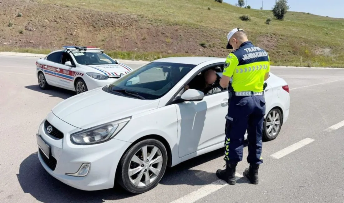 Yozgat Merkez İlçe Jandarma Komutanlığı tarafından yapılan trafik kontrolünde İ.