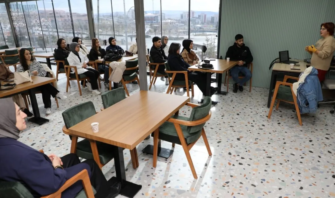 Yozgat Bozok Üniversitesi'nde gerçekleştirilen Bilim Kafe etkinlikleri, akademik bilgi birikiminin