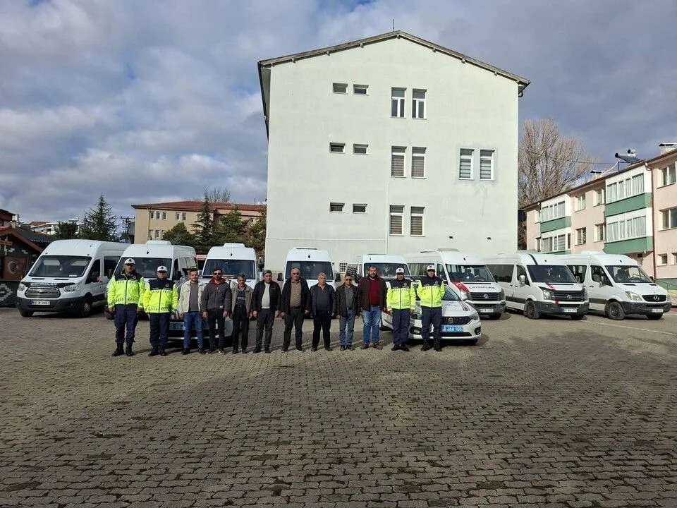 Çayıralan İlçe Jandarma Komutanlığı Trafik Jandarması, ilçe genelindeki okul servis