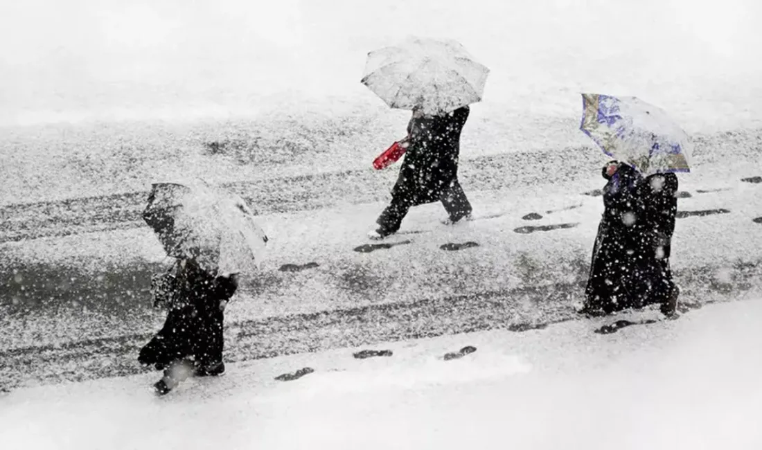 Meteoroloji Genel Müdürlüğü, Türkiye’nin bazı bölgelerinde beklenen kuvvetli sağanak, yoğun