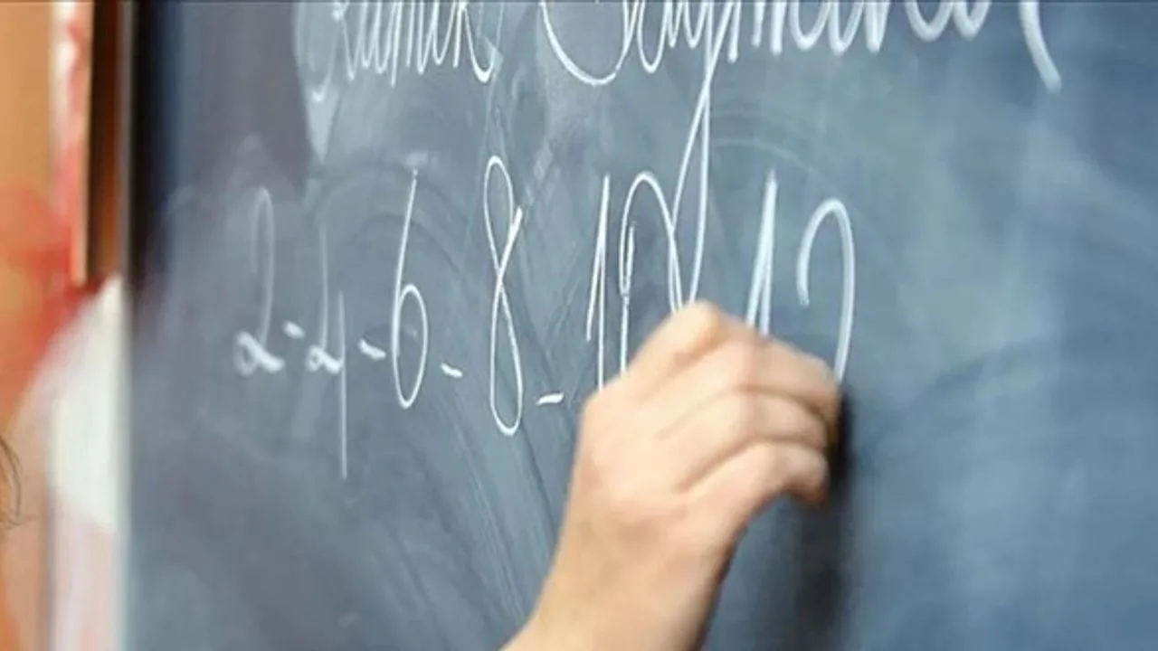 Sosyal medyada son günlerde hızla yayılan “okullar 4 gün olacak,