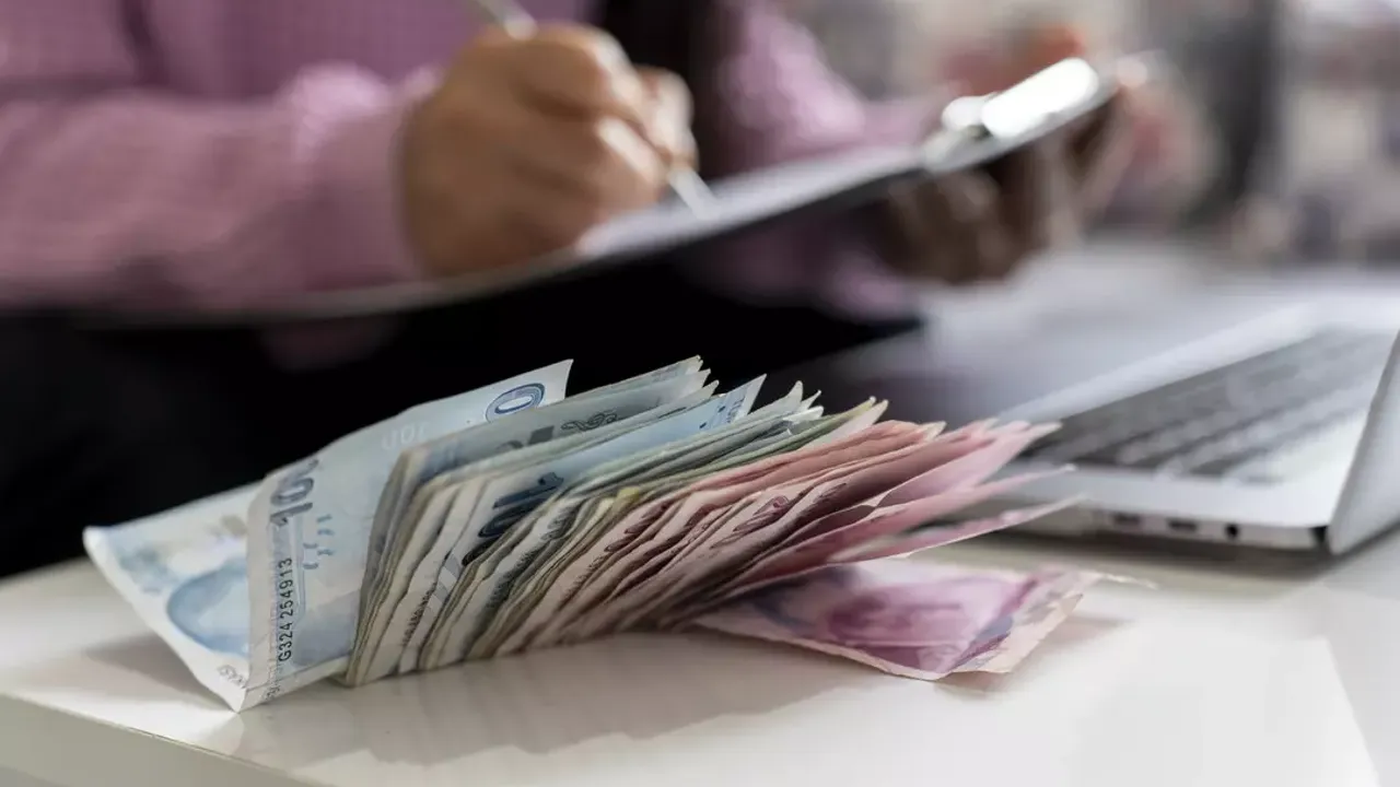 Türkiye Cumhuriyet Merkez Bankası'nın (TCMB) faiz indirimi kararının ardından konut,