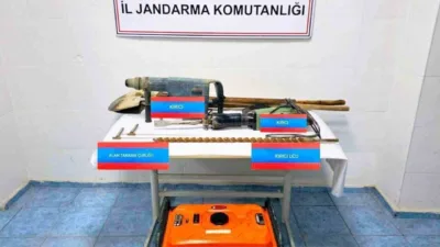 Yerköy ilçesinde kaçak kazı yapan beş kişi, jandarma ekipleri tarafından