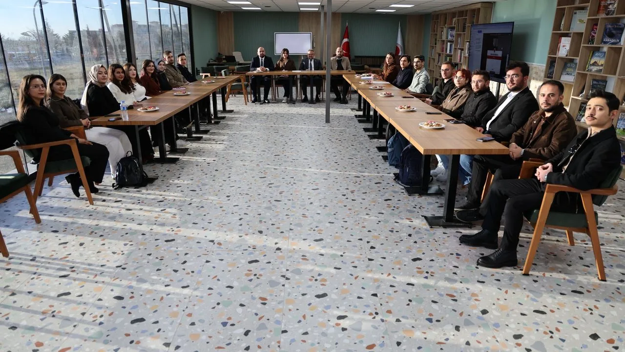 Yozgat Bozok Üniversitesi Öğrenci Senatosu, Rektör Prof. Dr. Evren Yaşar