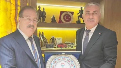 Yozgat Milletvekili Abdulkadir Akgül, Ovakent Belediye Başkanı Tuncay Erdoğan ve