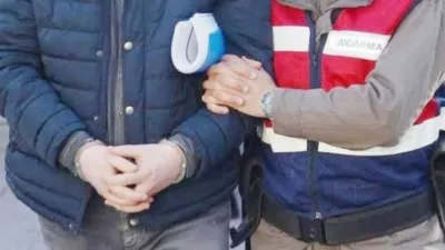 Yozgat İl Jandarma Komutanlığı, aranan şahısların yakalanmasına yönelik gerçekleştirdiği operasyonlarda