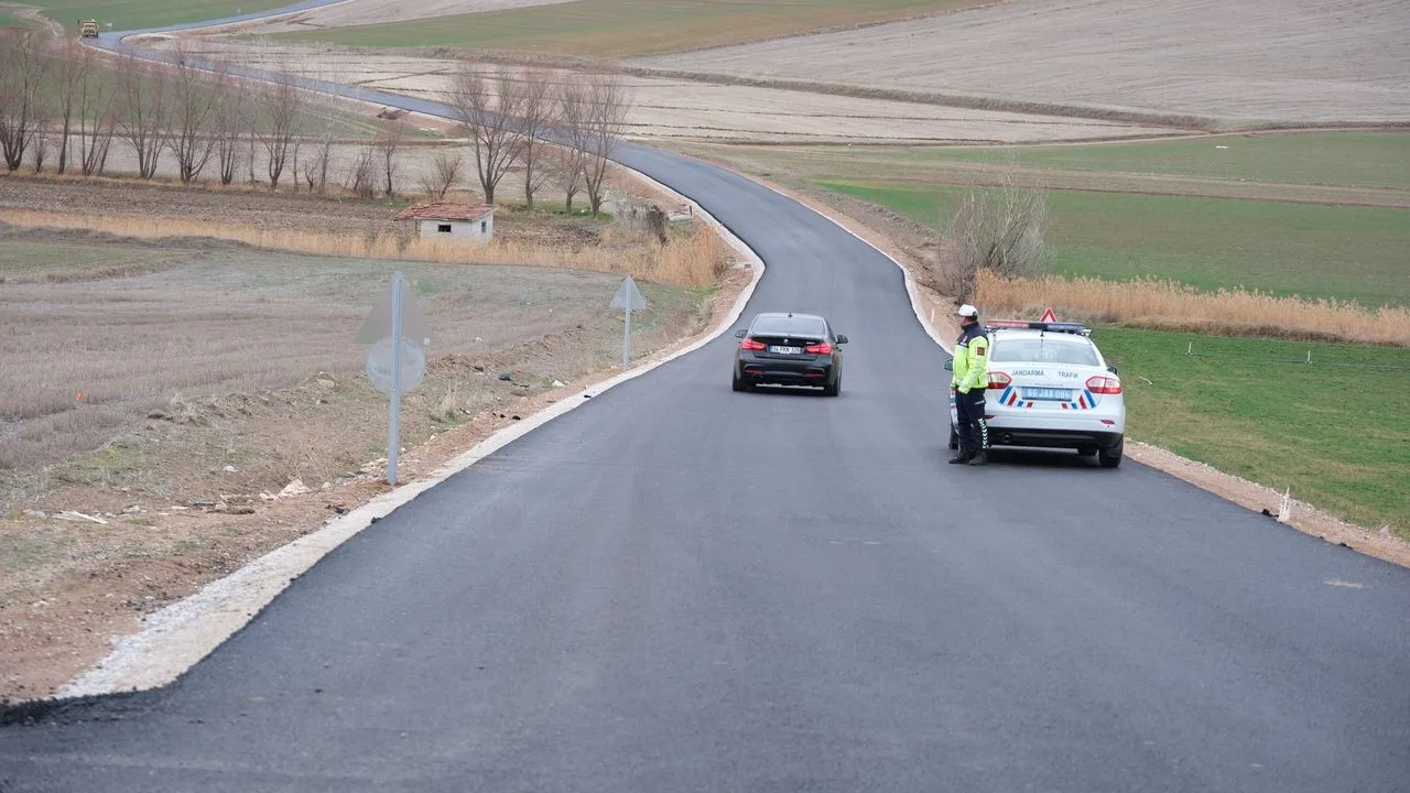 Yozgat Valisi Mehmet Ali Özkan, İl Özel İdaresi ekiplerinin yürüttüğü