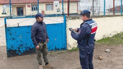 Yozgat’taki Kadışehri, Çayıralan ve Yenifakılı ilçelerinde jandarma ekipleri, ilkokul ve