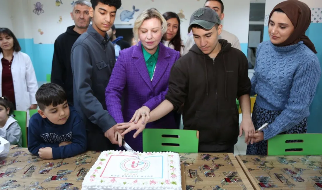 Yozgat Valisi Mehmet Ali Özkan'ın eşi Arzu Özkan, 3 Aralık