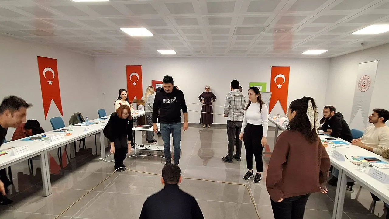 Yozgat Aile ve Sosyal Hizmetler İl Müdürlüğü, bağlı kuruluşların personeline