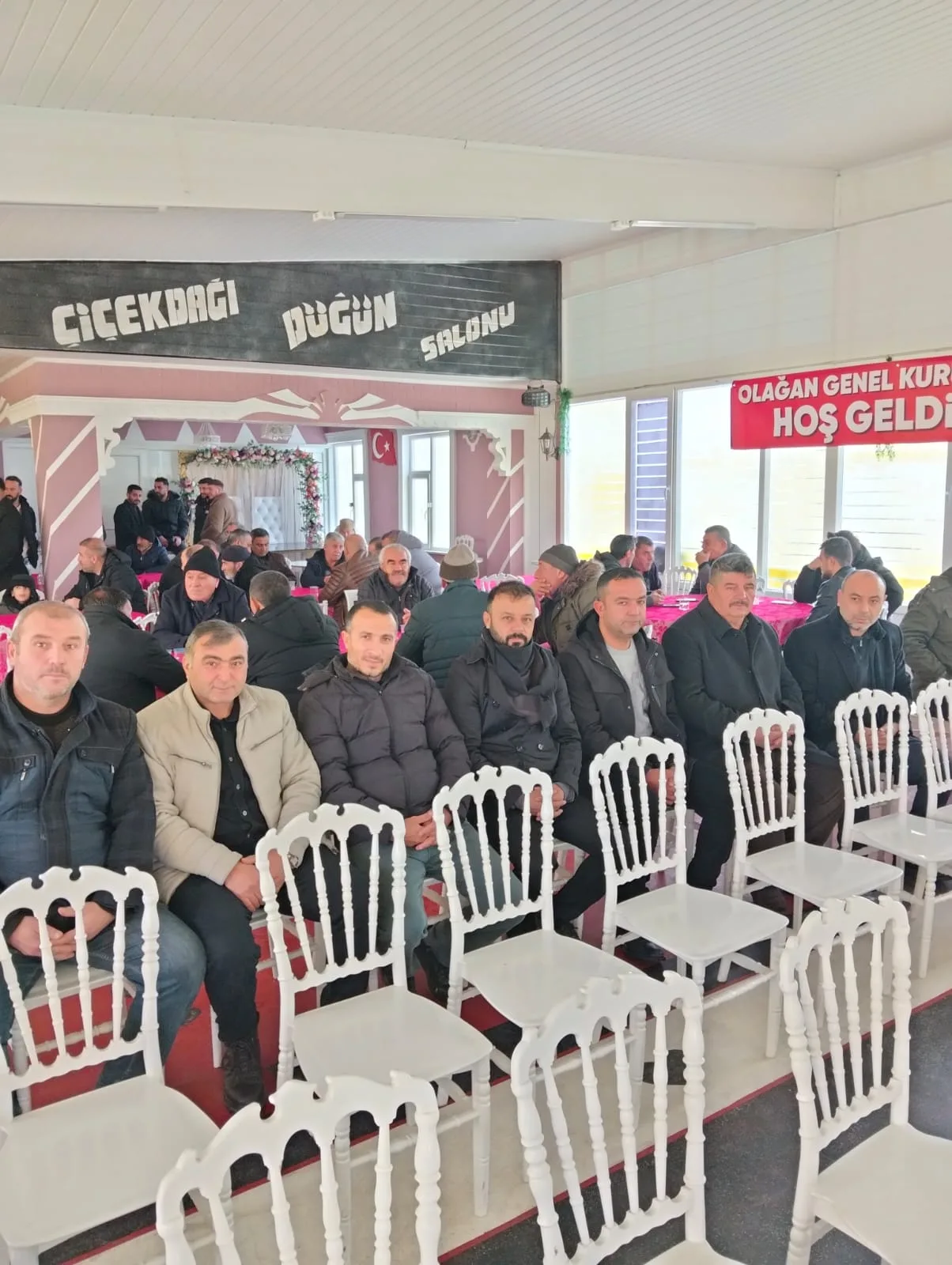 Anahtar Parti Yerköy İlçe Başkanı Alperen Gül ve teşkilat üyeleri,