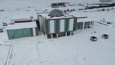 Yozgat Bozok Üniversitesi Spor Bilimleri Fakültesi binası, yıllar sonra tamamlanarak