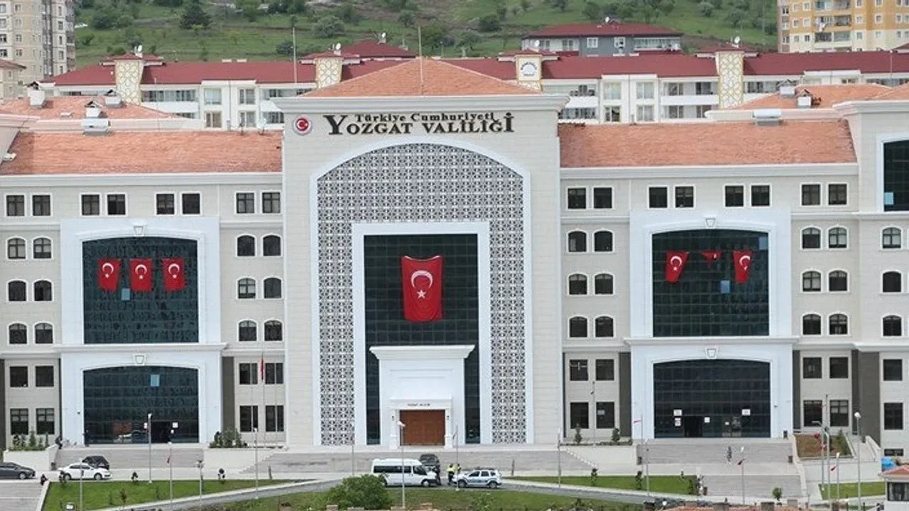 Yozgat'ta, yarıyıl tatili fırsatını değerlendiren gençler, Gençlik Merkezleri'nde hem eğlenceli